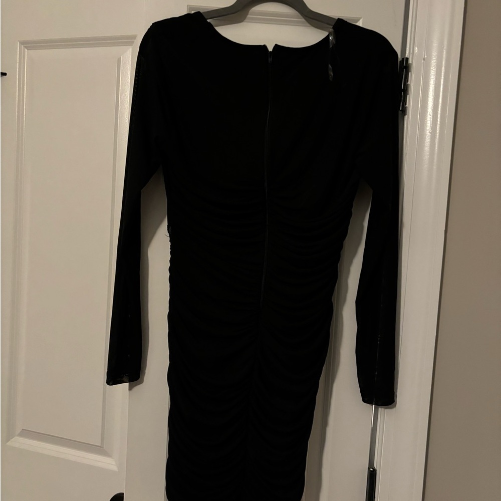 Beautiful bodycon dressed - Picture 3 of 5